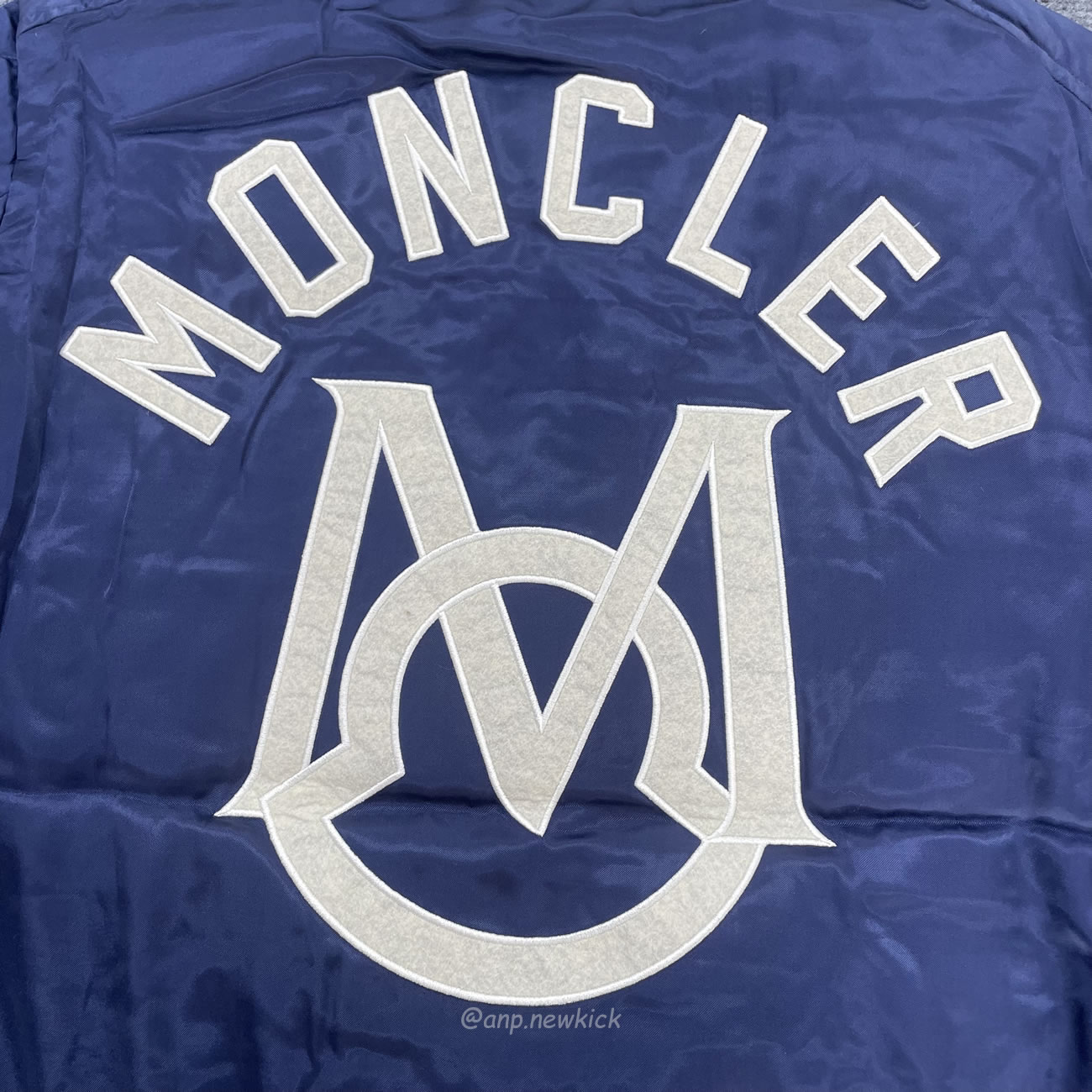 Moncler Dives Down Bomber Jacket (6) - newkick.org